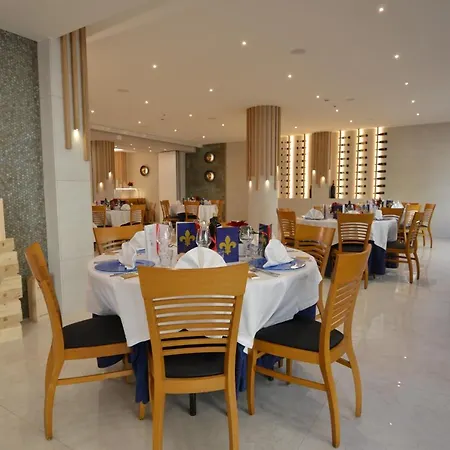 فندق Ristorante Toscana 4*
