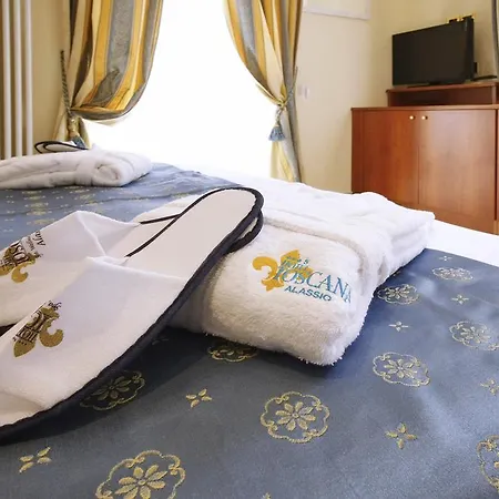 Отель Ristorante Toscana Алассио