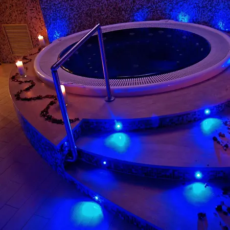 Отель Ristorante Toscana 4*