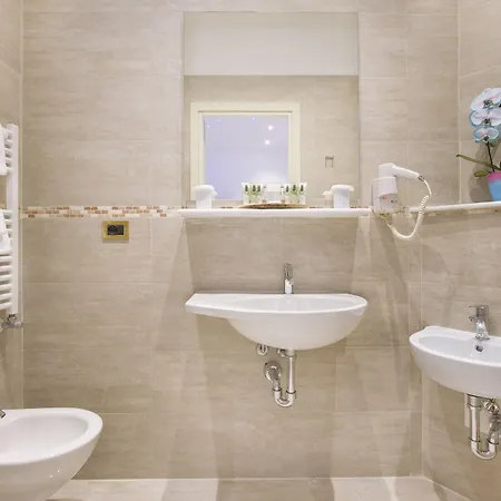 Отель Ristorante Toscana 4*