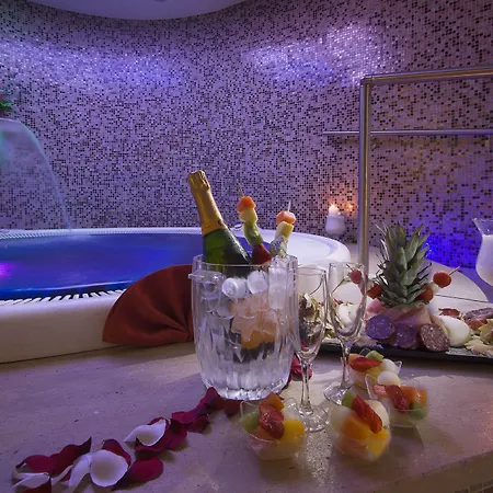 호텔 Ristorante Toscana 4*